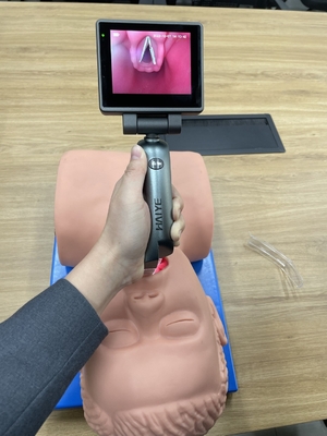 Pediatrik Yenidoğan Anestezi Operasyonu için 3.5 '' Dokunmatik Ekranlı Video Laringoskop